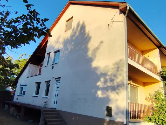 Eladó ház Tököl 170 nm