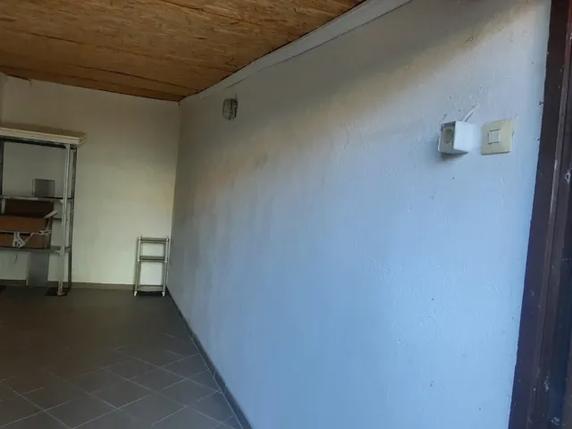 Kiadó garázs Eger 15 nm