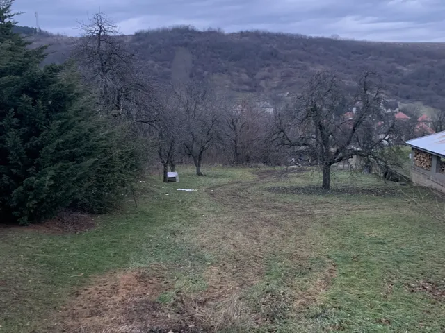 Eladó telek Noszvaj 780 nm