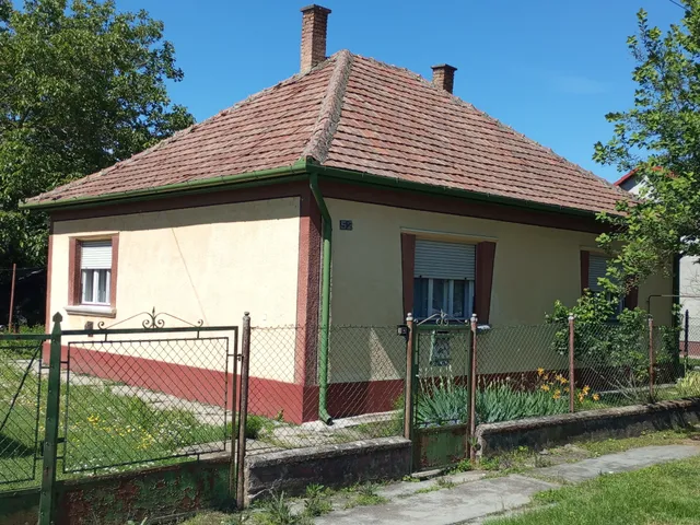 Eladó ház Füzesabony, Telep 100 nm