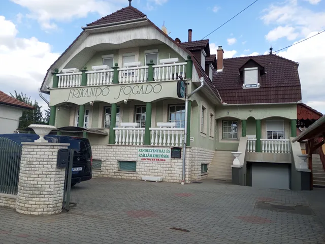 Eladó kereskedelmi és ipari ingatlan Jászapáti 380 nm