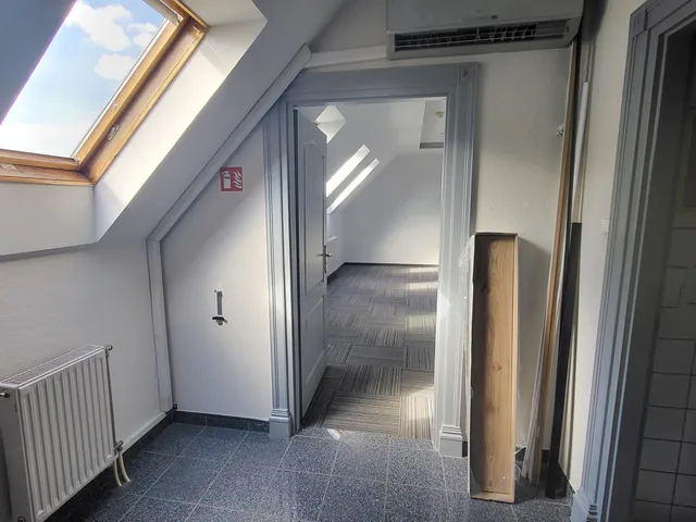 Kiadó kereskedelmi és ipari ingatlan Eger, Károlyváros 45 nm