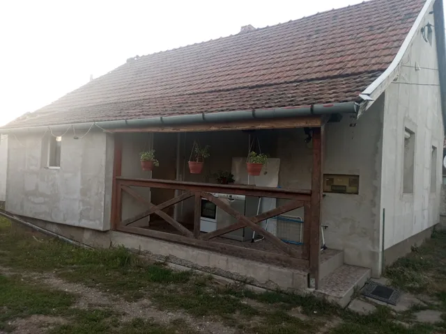 Eladó ház Dormánd 90 nm