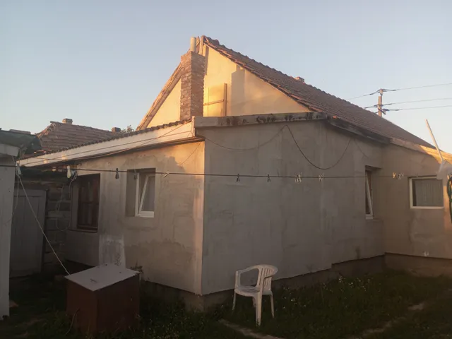 Eladó ház Dormánd 90 nm