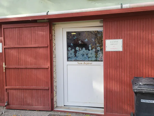 Eladó kereskedelmi és ipari ingatlan Eger, Lajosváros 115 nm