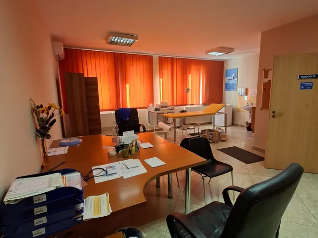 Kiadó kereskedelmi és ipari ingatlan Eger 61 nm