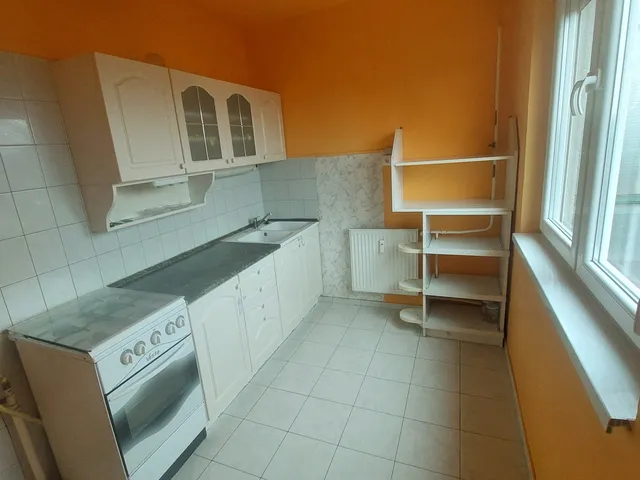 Eladó lakás Eger, Lajosváros 54 nm