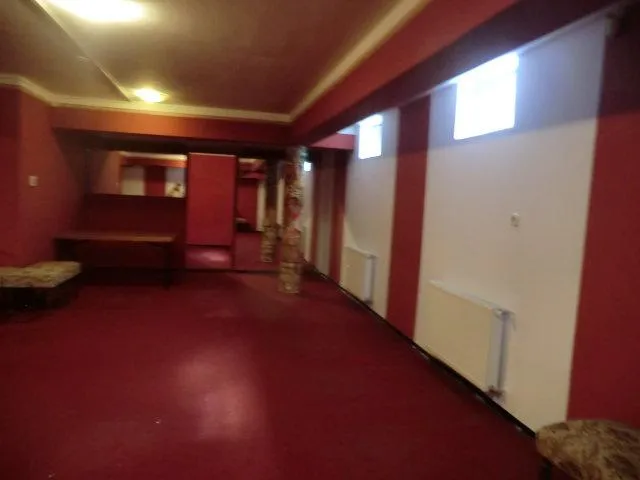 Kiadó kereskedelmi és ipari ingatlan Eger 114 nm