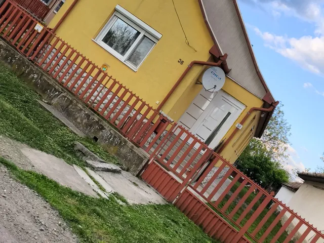 Eladó ház Besenyőtelek 90 nm