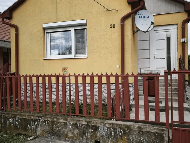 Eladó ház Besenyőtelek 90 nm