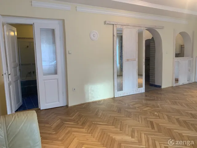 Kiadó lakás Eger, Hajdúhegy 62 nm