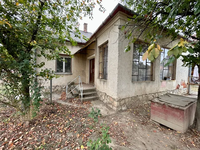 Eladó ház Magyarbóly 95 nm