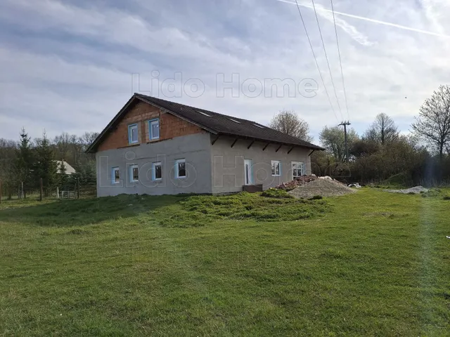 Eladó ház Csehbánya 170 nm