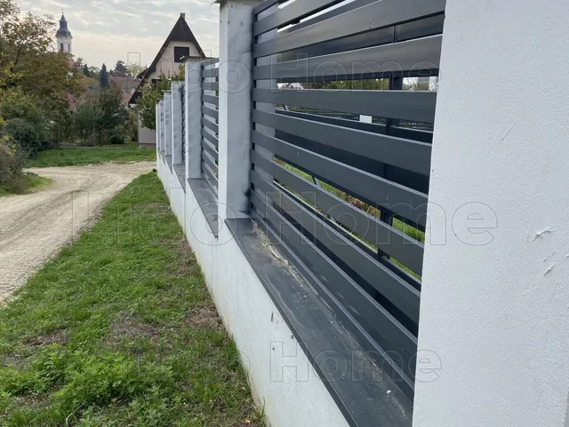 Eladó telek Balatonkenese 1304 nm