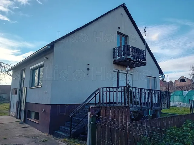 Eladó ház Balatonalmádi 185 nm