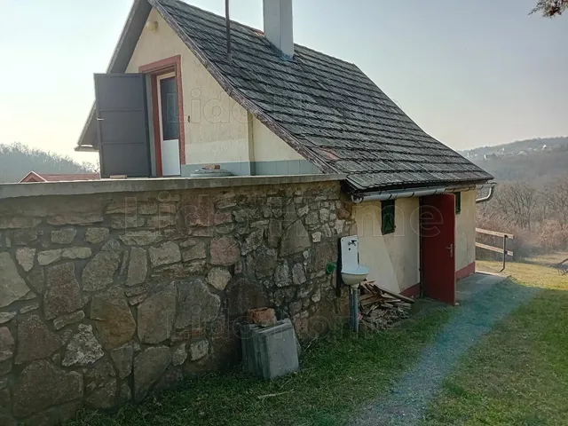 Eladó mezőgazdasági ingatlan Lovas 50 nm