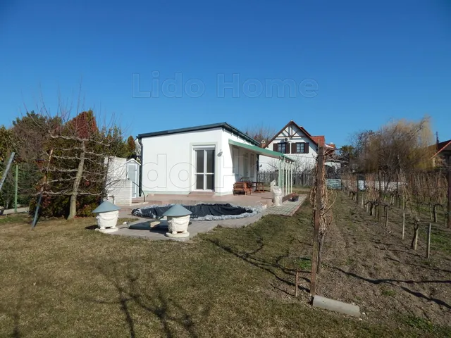 Eladó telek Balatonfüred 1742 nm