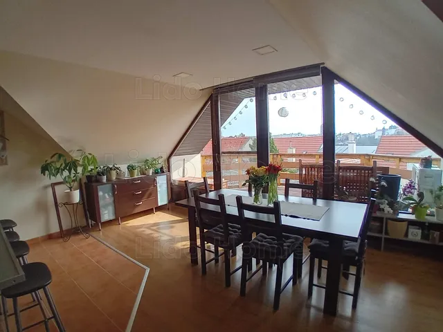 Eladó ház Veszprém 230 nm