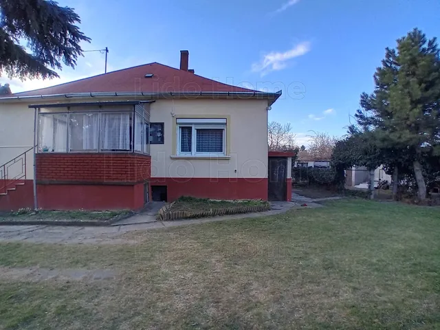 Eladó ház Szentgál 121 nm