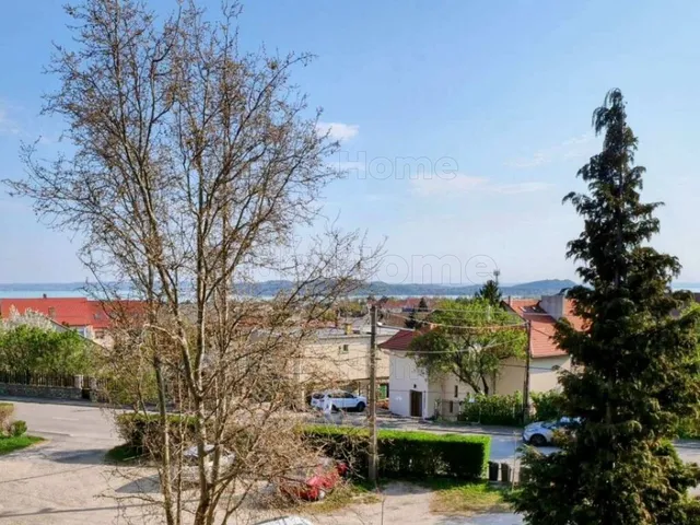 Eladó ház Balatonfüred 240 nm