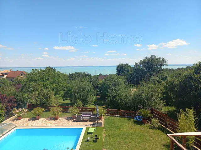 Eladó üdülő és hétvégi ház Balatonalmádi 123 nm