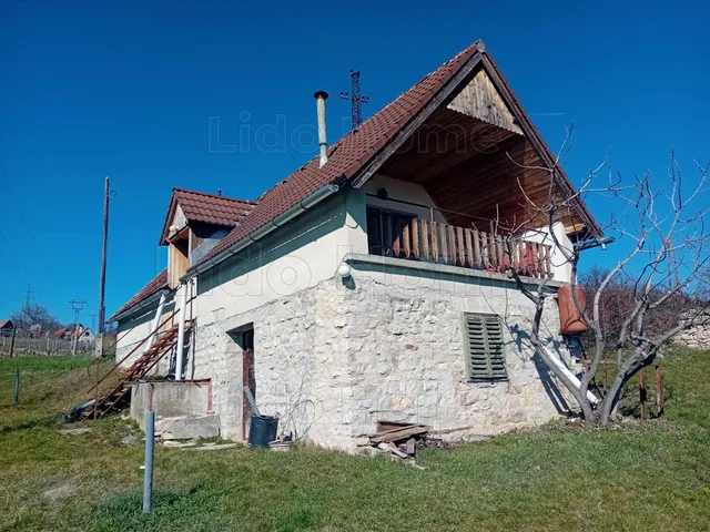 Eladó mezőgazdasági ingatlan Balatonszőlős 80 nm