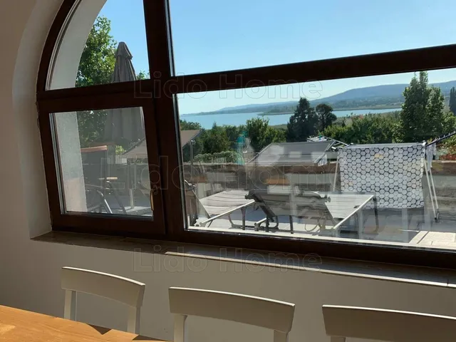 Eladó ház Tihany 411 nm