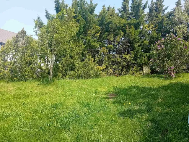 Eladó telek Balatonfüred 844 nm