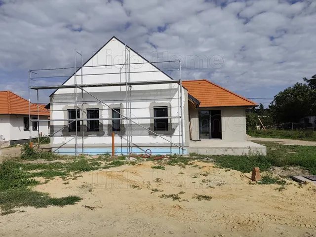 Eladó ház Balatonszőlős 105 nm