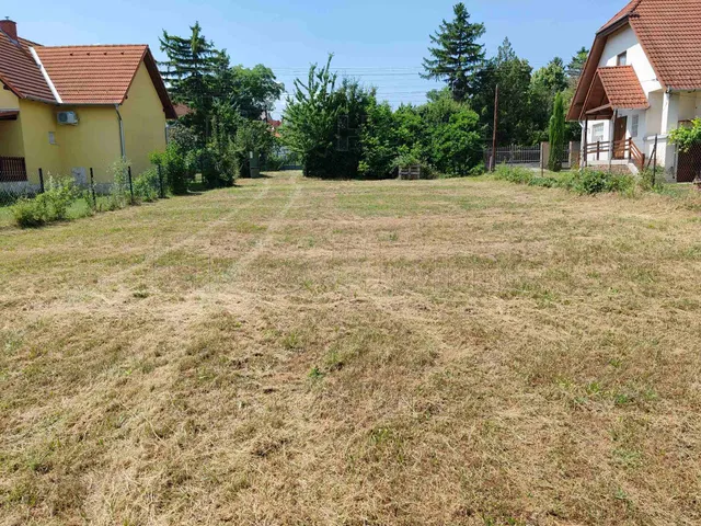 Eladó telek Zánka 20 nm