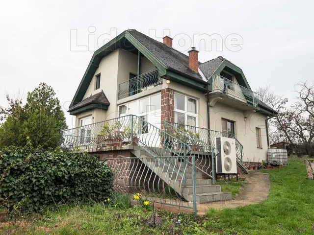 Eladó ház Balatonalmádi 185 nm