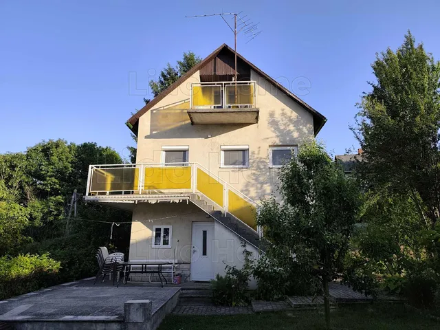 Eladó üdülő és hétvégi ház Balatonalmádi 75 nm