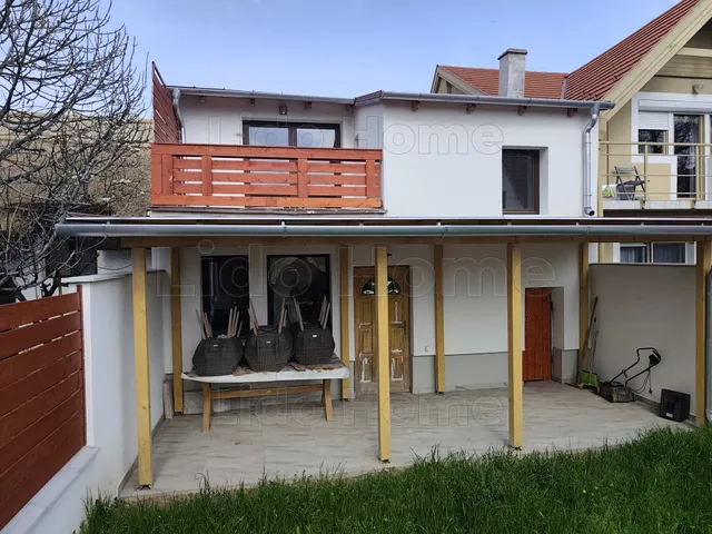 Eladó üdülő és hétvégi ház Csopak 76 nm