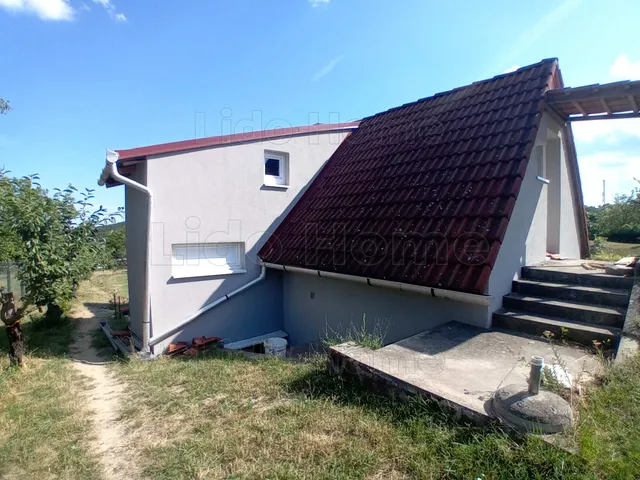 Eladó mezőgazdasági ingatlan Balatonalmádi 52 nm