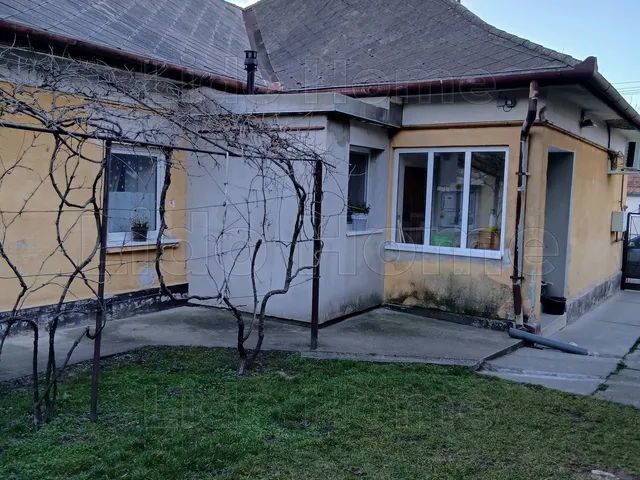 Eladó ház Várpalota 105 nm