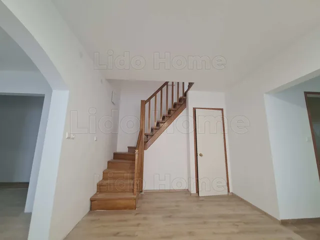 Eladó ház Veszprém 210 nm