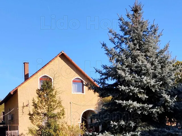 Eladó ház Berhida 120 nm