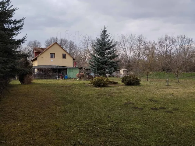 Eladó ház Berhida 120 nm