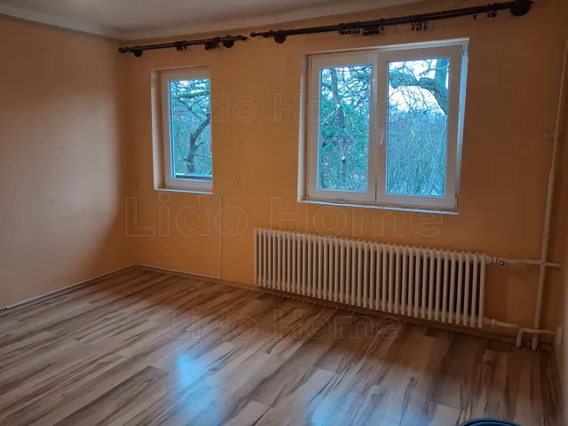 Eladó lakás Várpalota 50 nm