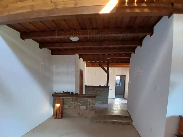 Eladó ház Balatonfőkajár 120 nm