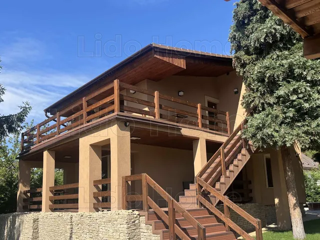 Eladó kereskedelmi és ipari ingatlan Balatonszepezd 170 nm