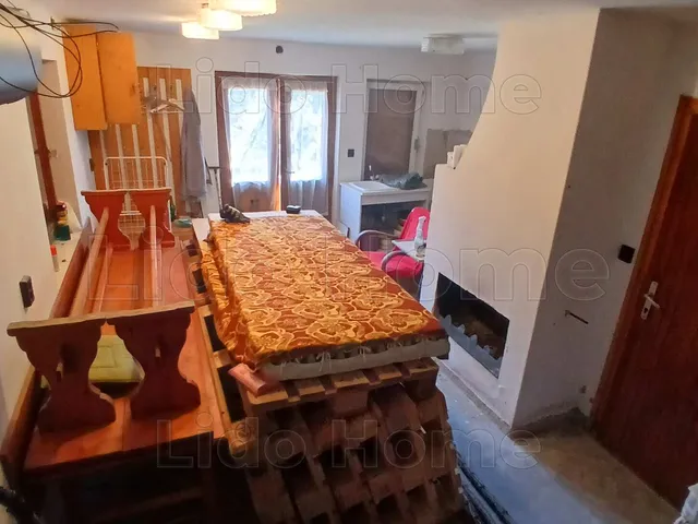 Eladó mezőgazdasági ingatlan Balatonfőkajár 30 nm