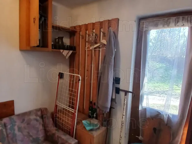 Eladó mezőgazdasági ingatlan Balatonfőkajár 30 nm