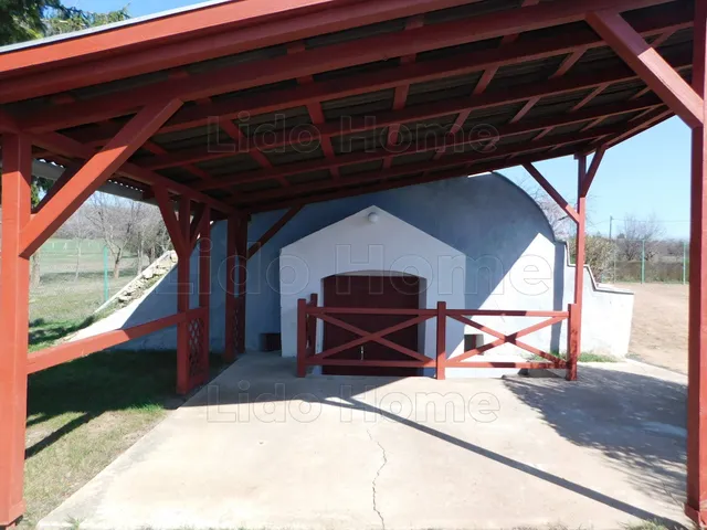 Eladó mezőgazdasági ingatlan Füle 36 nm