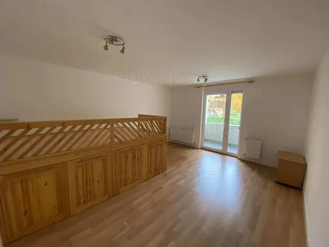 Eladó lakás Veszprém, Füredidomb 37 nm