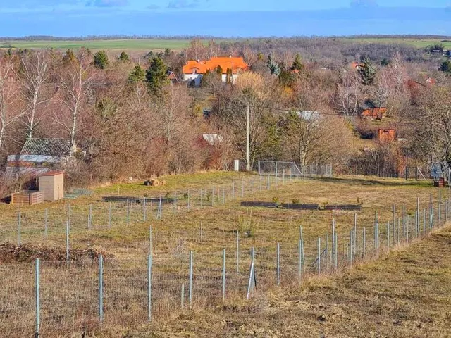 Eladó telek Balatonkenese 3038 nm