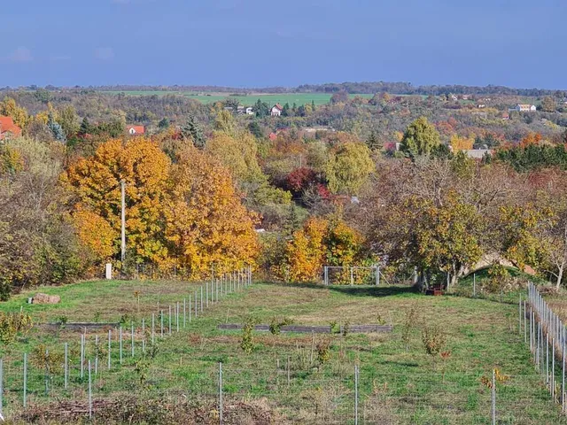 Eladó telek Balatonkenese 3038 nm