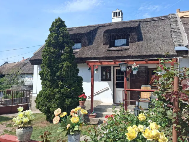 Eladó üdülő és hétvégi ház Tihany 90 nm