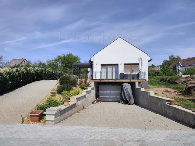 Eladó ház Felsőörs 112 nm