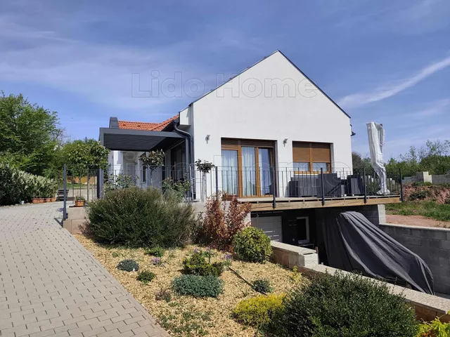 Eladó ház Felsőörs 112 nm